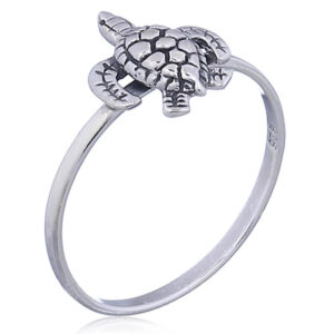 A minimalist 925 silver sea turtle ring