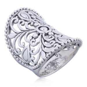 A embellished floral silver ajoure armor ring
