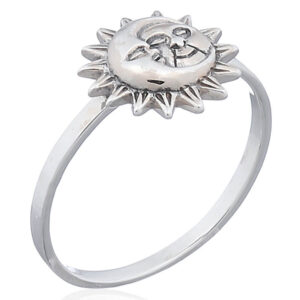 A crescent moon and sun 925 silver ring