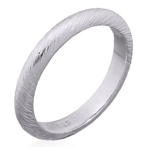 A shinning brushed silver 925 ring