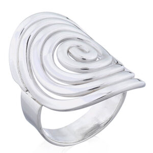 A spiral in oval shape sterling plain silver ring