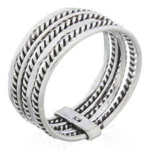 A seven stack in a set 925 silver ring