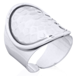 A hammered ovate 925 silver plain ring