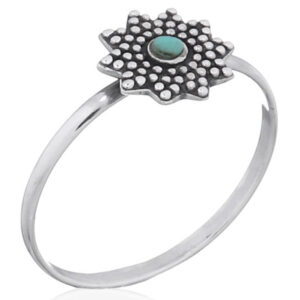 A dotted sun flower green stone ring in 925 silver
