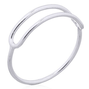A long thin oval plain 925 silver ring