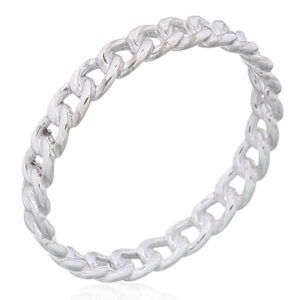 A curb chain linked style in sterling plain silver stack ring