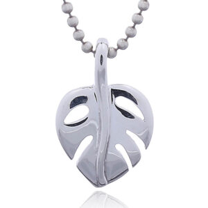 A 925 silver indian bean tree leaf pendant