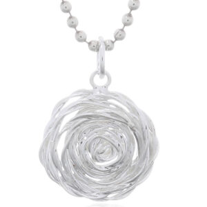 A flower rosy in silver wire pendant