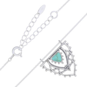 A loyal silver petal necklace with constituted green stone