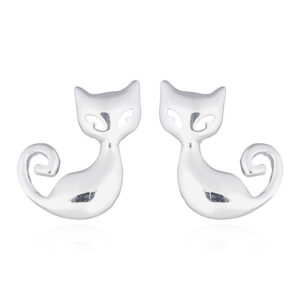 A pair of little cute cat 925 silver stud earrings