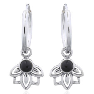 A pair of synthetic black agate little lotus 925 silver hoop earrings