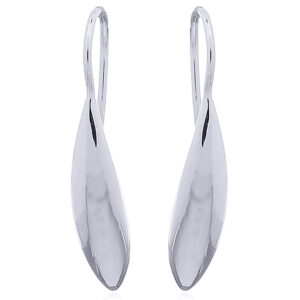 A pair of shiny 925 silver droplet earring