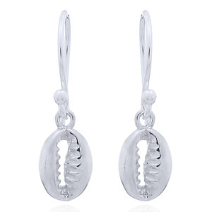 A pair of little cowrie shell 925 silver dangle earring