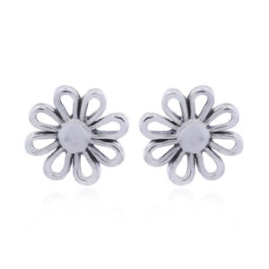 A pair of silver stud earrings minimalist daisy open petals