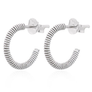 A pair of wire spring in round hook silver stud earrings