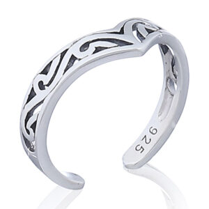 A 925 silver chevron swirl toe ring