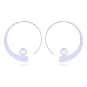 A pair of 925 silver brushed finished drop pearl earrings