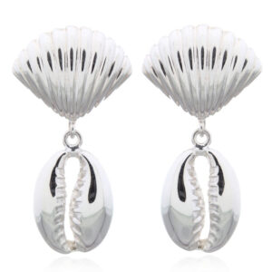 A pair of beach shells summer 925 silver stud earrings