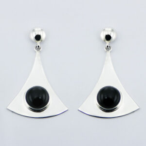 A pair of elegant fan shaped silver round gemstone stud earrings