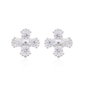 A pair of adorable four-petals beaded 925 stud earrings with cz white