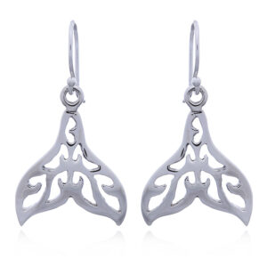 A pair of adorable tail of whale 925 sterling silver earrings