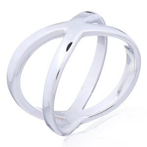 A plain sterling silver ring diagonal shifted crossing bands