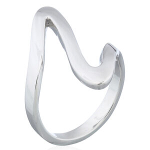 A extravagant plain silver ring fashionable rounded zigzag