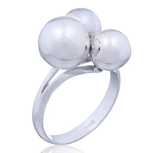 A 925 sterling silver ring shiny threesome of spheres