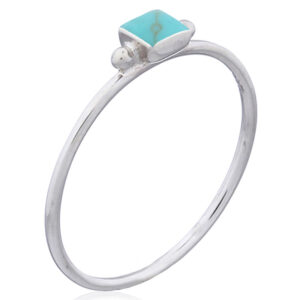 A delicate squared synthetic turquoise ring in 925 silver