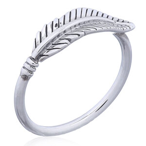 A bohemian sterling silver feather ring
