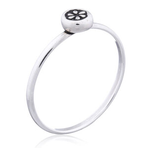 A sterling silver ring with dainty round flower