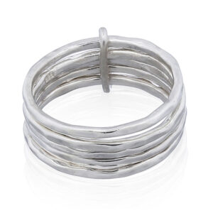 A hammered circle ring set in 925 silver