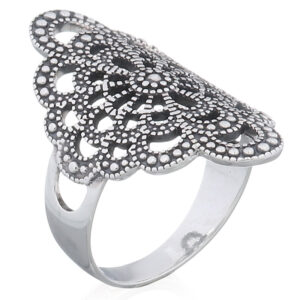 A filigree flower dotted layout 925 silver ring