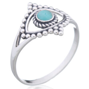 A extraordinary eye figured green stone woman ring 925 silver
