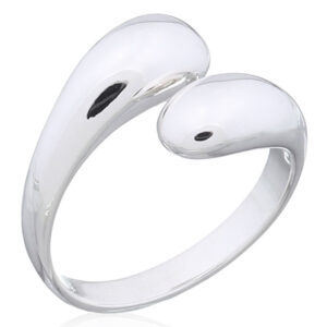 A chunky open 925 sterling silver ring