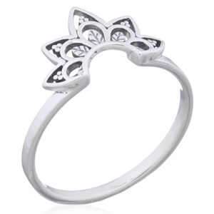 A bohemian lotus crown 925 silver ring