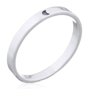 A little crescent moon on 925 silver band ring