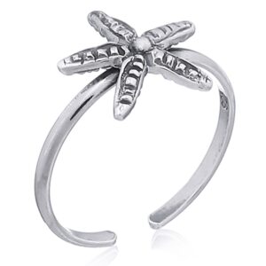 A 925 sterling silver oxidized starfish toe ring