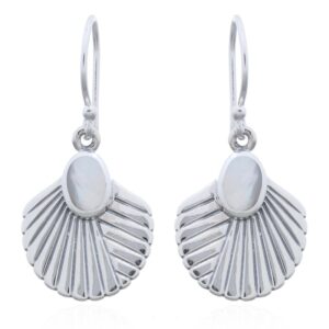 A pair of shell with oval shaped mother of pearl dangle earring