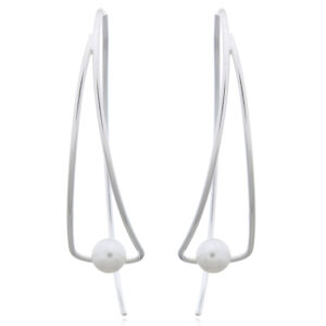 A pair of elongated teardrop with shell pearl 925 silver earrings