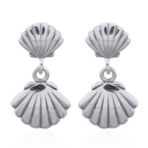 A pair of 925 under the sea scallop shell silver stud earrings