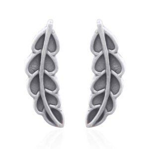 A pair of stack of hearts leaf 925 sterling silver stud earrings