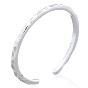 A hammered sterling silver toe ring concaved tapered chic