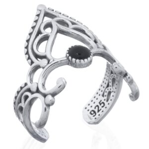 A chevron crown black synthetic stone 925 silver toe ring