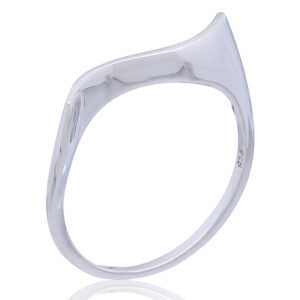 A minimalist single wave flow 925 silver ring