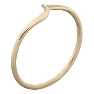 A 925 sterling silver elegant single twist gold plated stack ring