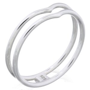 A double chevron sterling silver stack ring