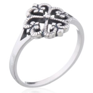 A floral ajoure antiqued 925 silver ring