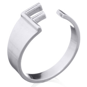 A sterling silver initial letter "f" ring