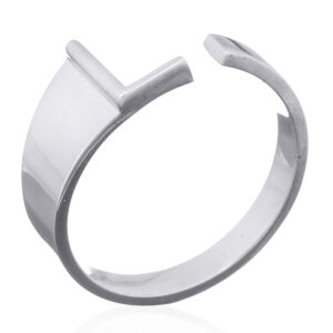 A sterling silver initial letter "l" ring